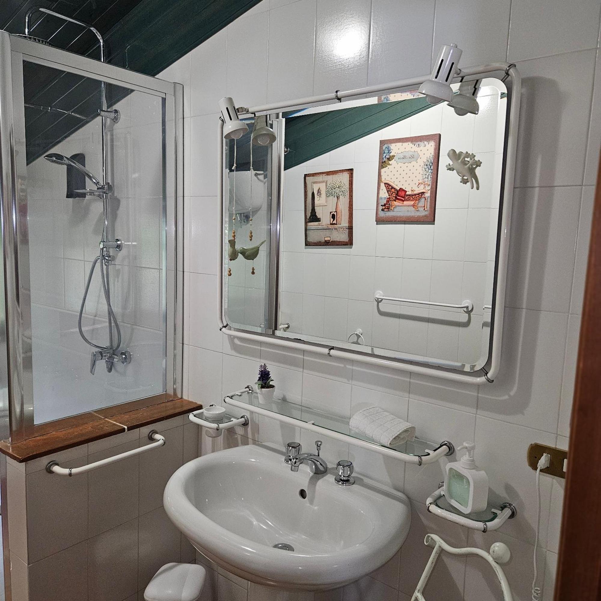 Piccoli Sogni Villa Valfabbrica Luaran gambar