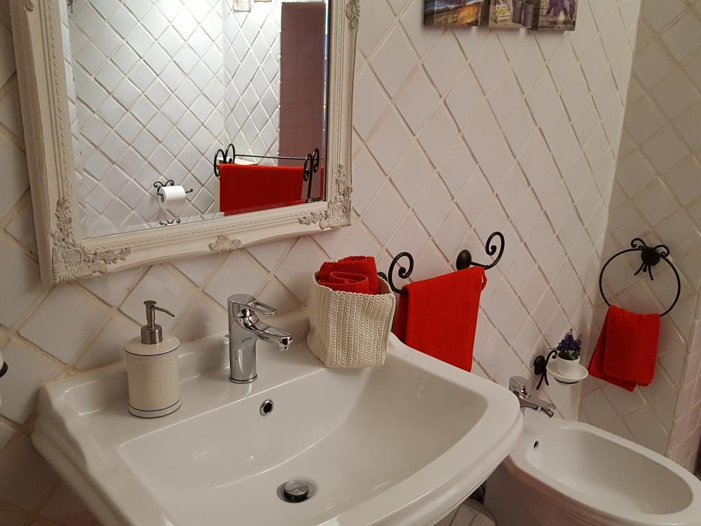 Piccoli Sogni Villa Valfabbrica Luaran gambar