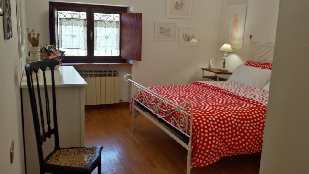 Piccoli Sogni Villa Valfabbrica Luaran gambar