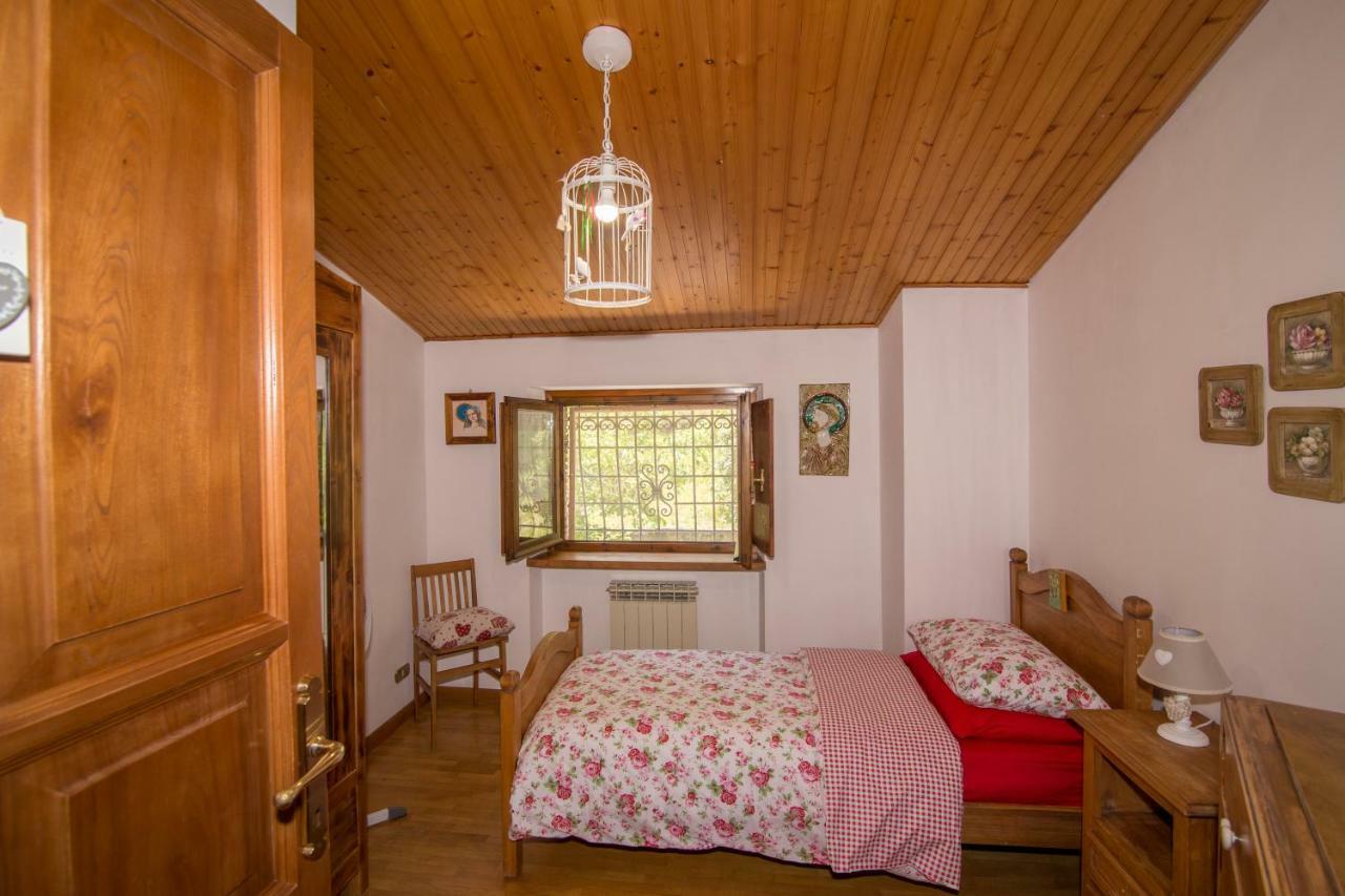 Piccoli Sogni Villa Valfabbrica Luaran gambar